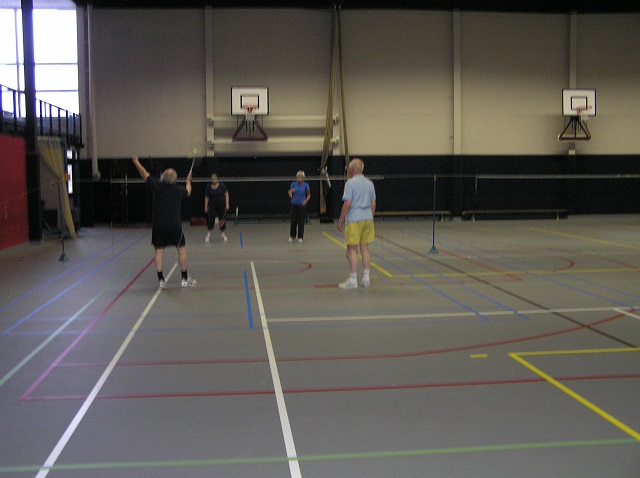 Badminton spelen